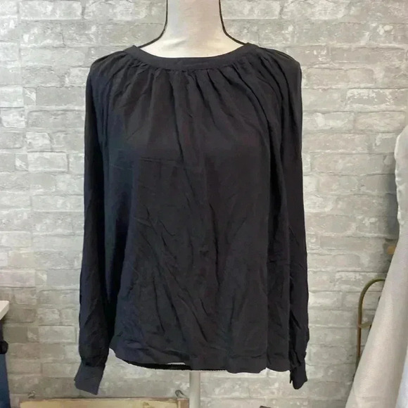Levi’s black blouse shirt - Picture 1 of 11